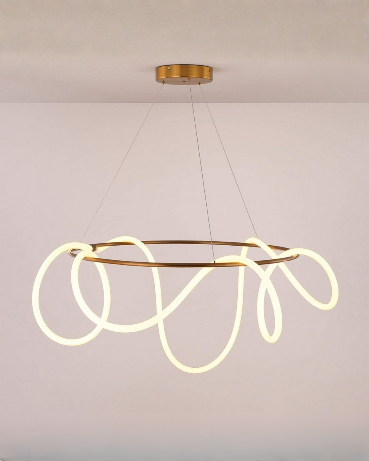 L'Essence Élégante