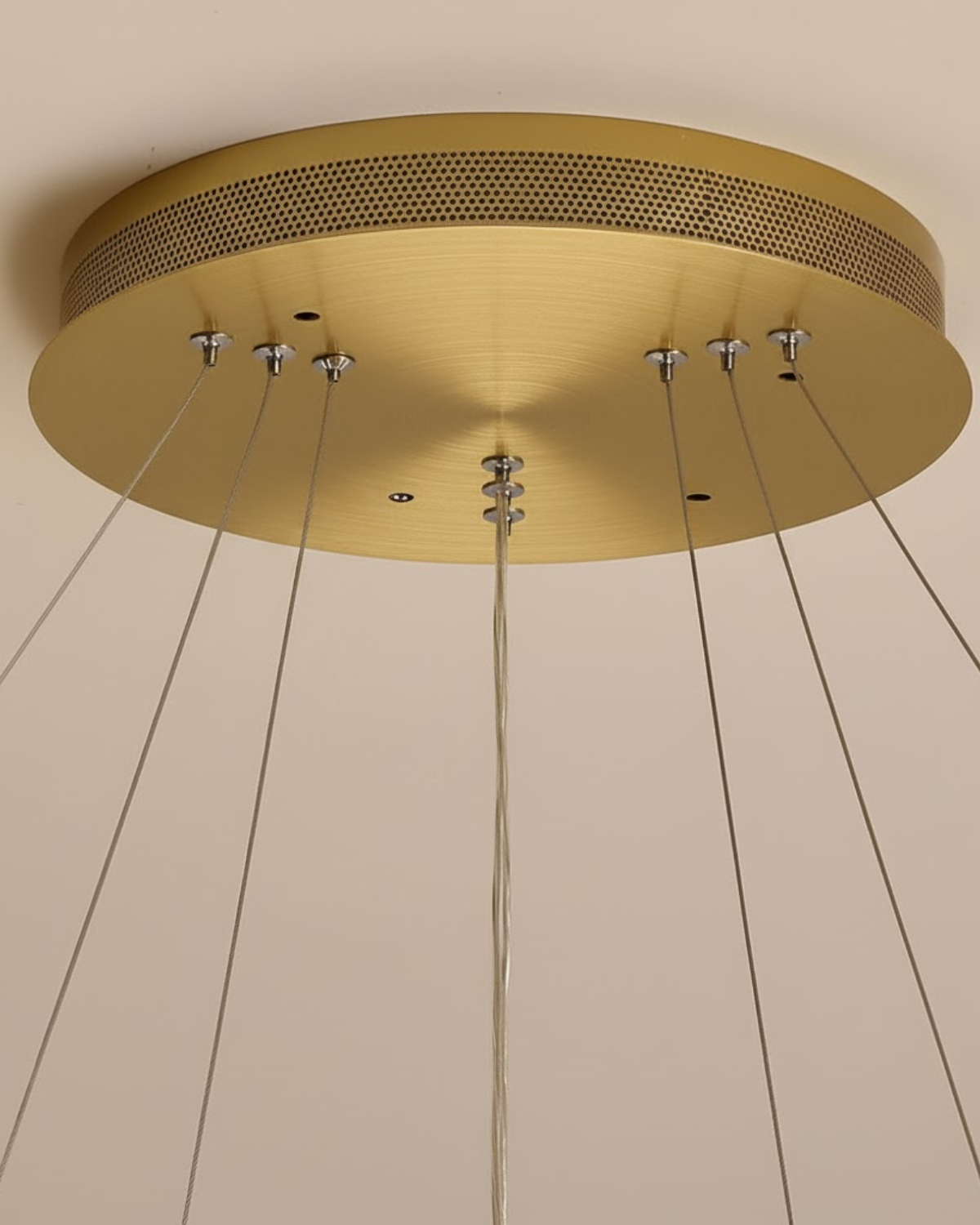 Le Luminaire Éternel