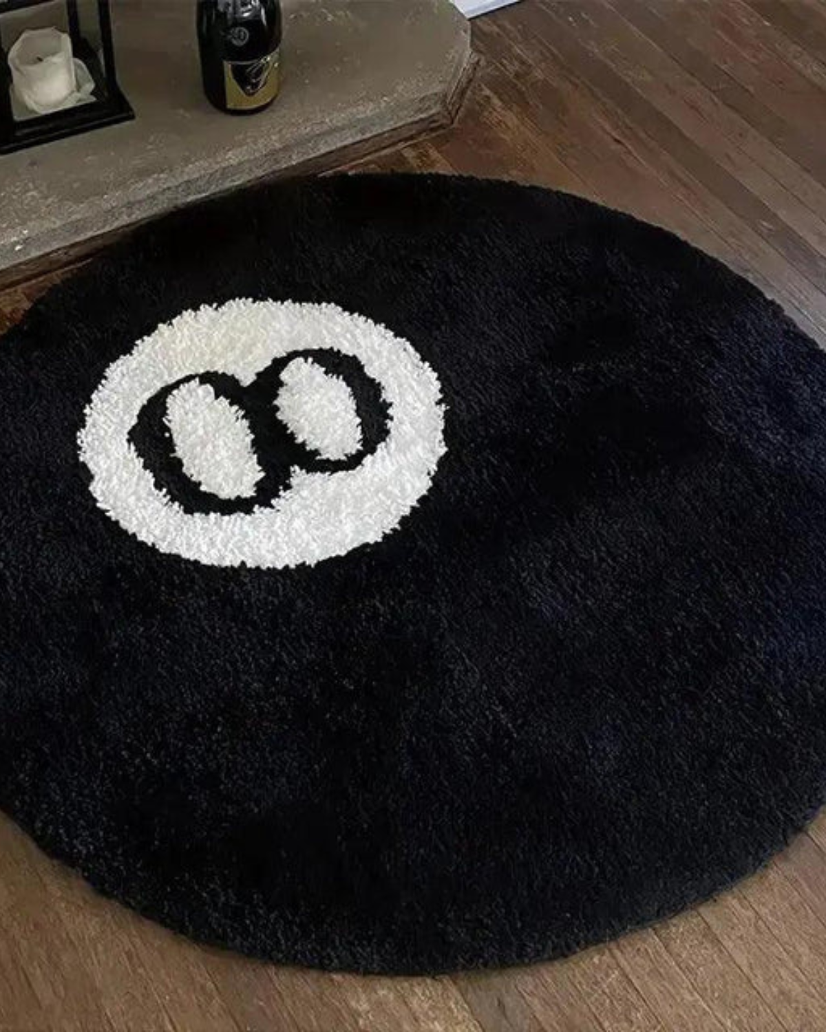 Noire Eight Rug