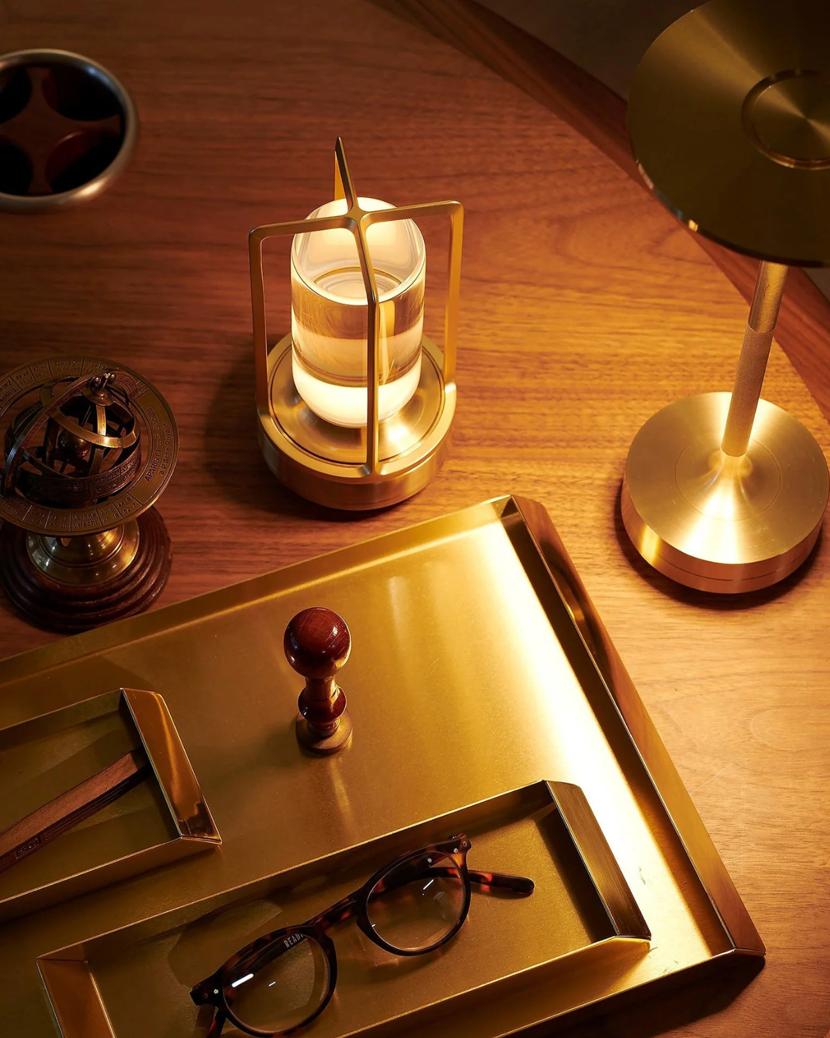 #color_gold