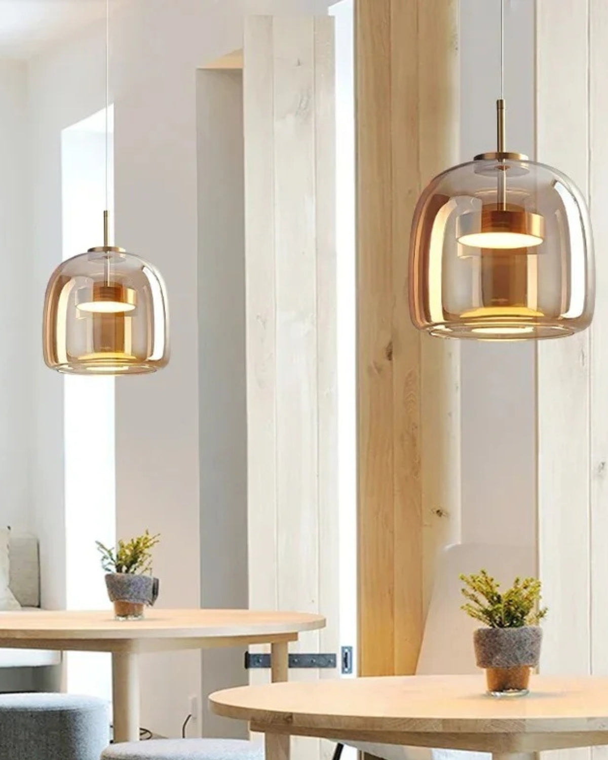 #Color of the Lamp_Amber