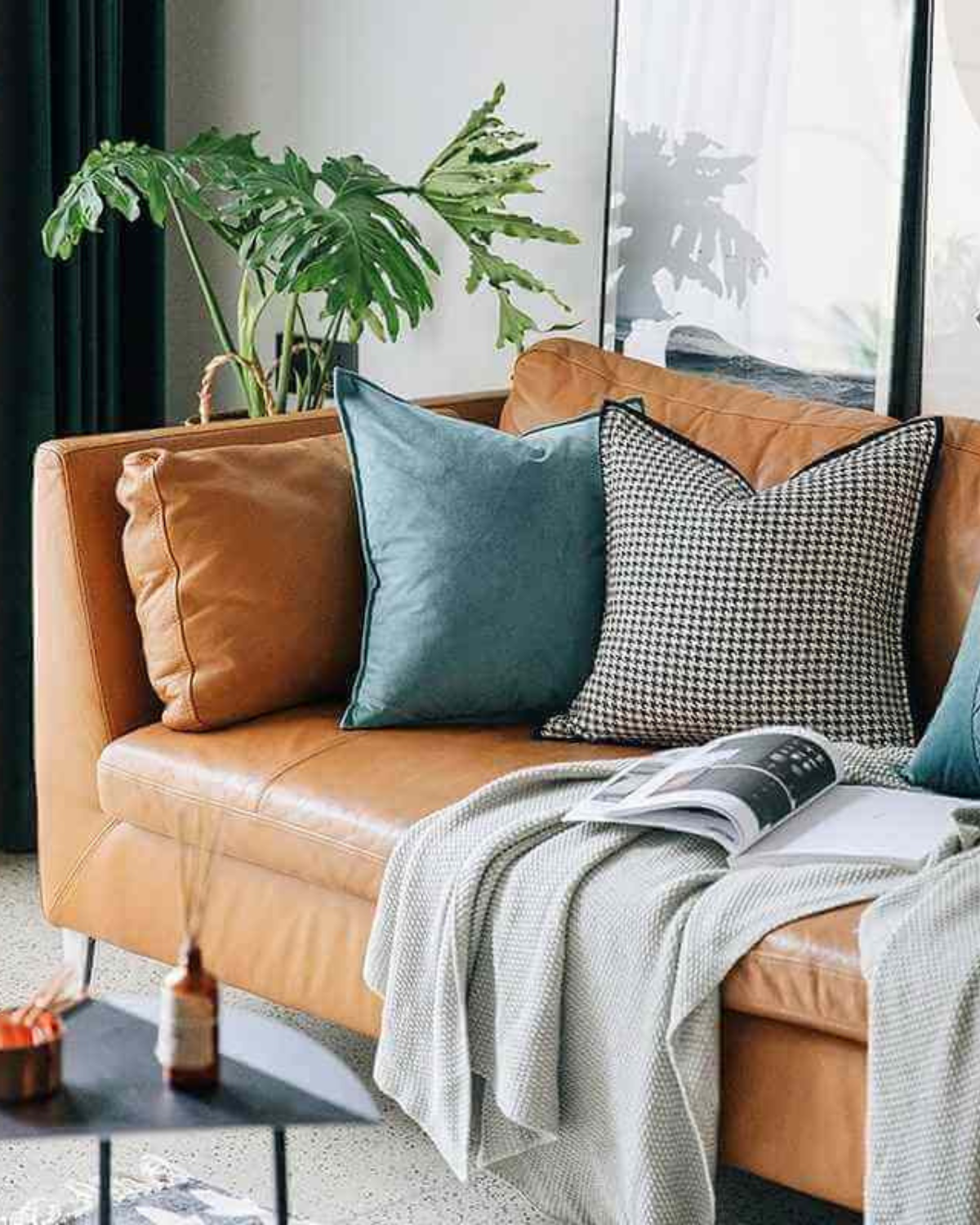 Pied-de-Poule Cushion Cover