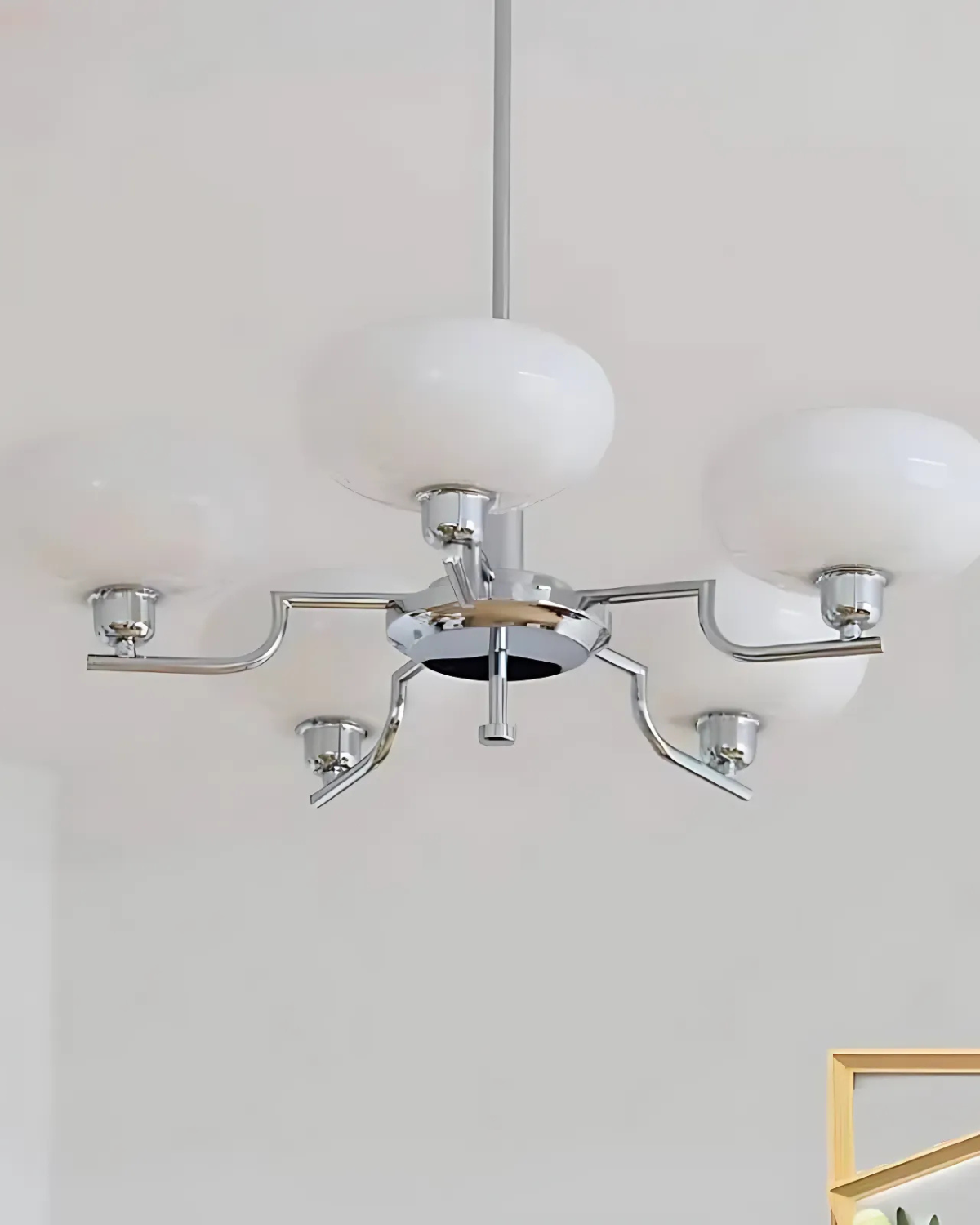 #color_chrome white