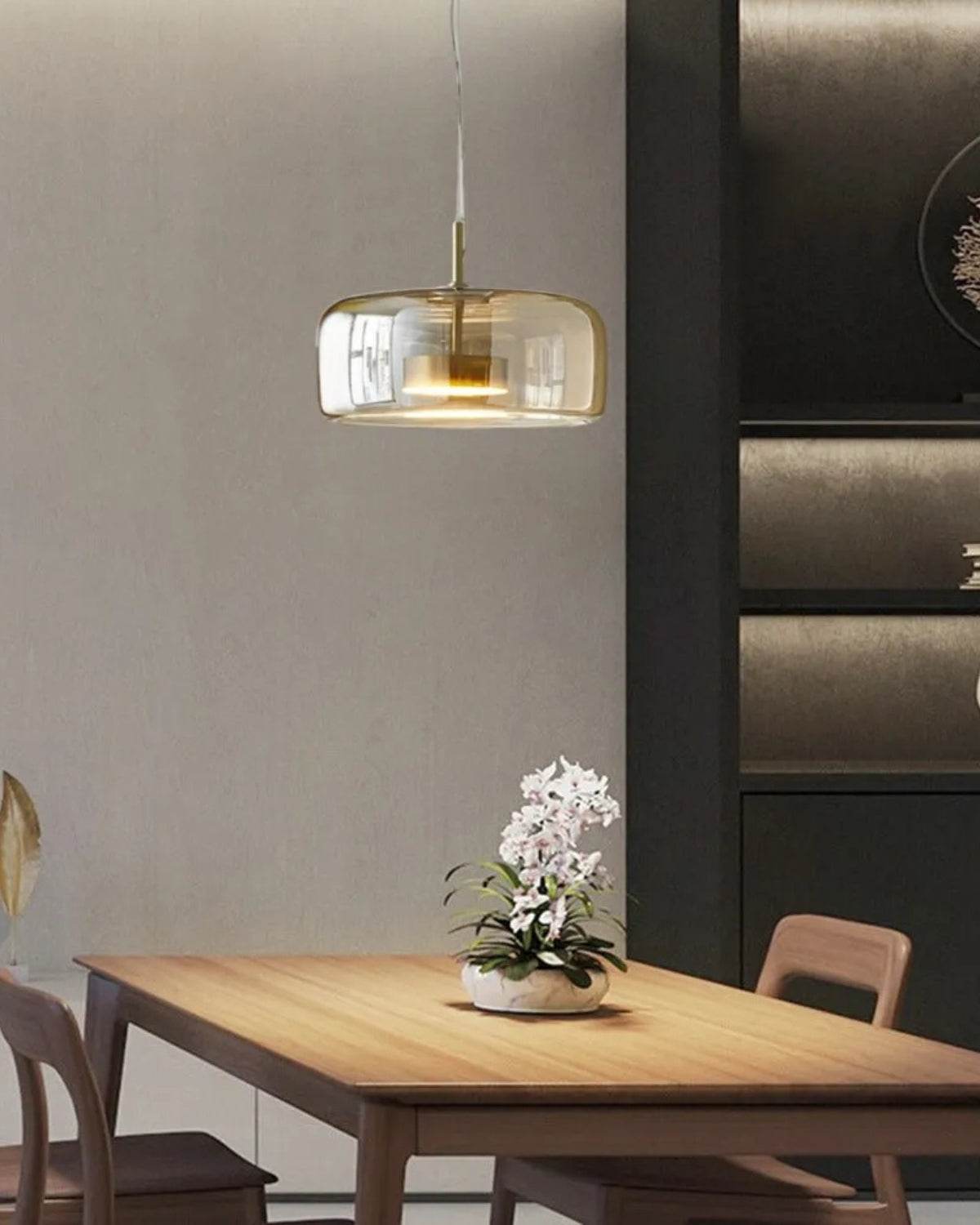 #Color of the Lamp_Amber