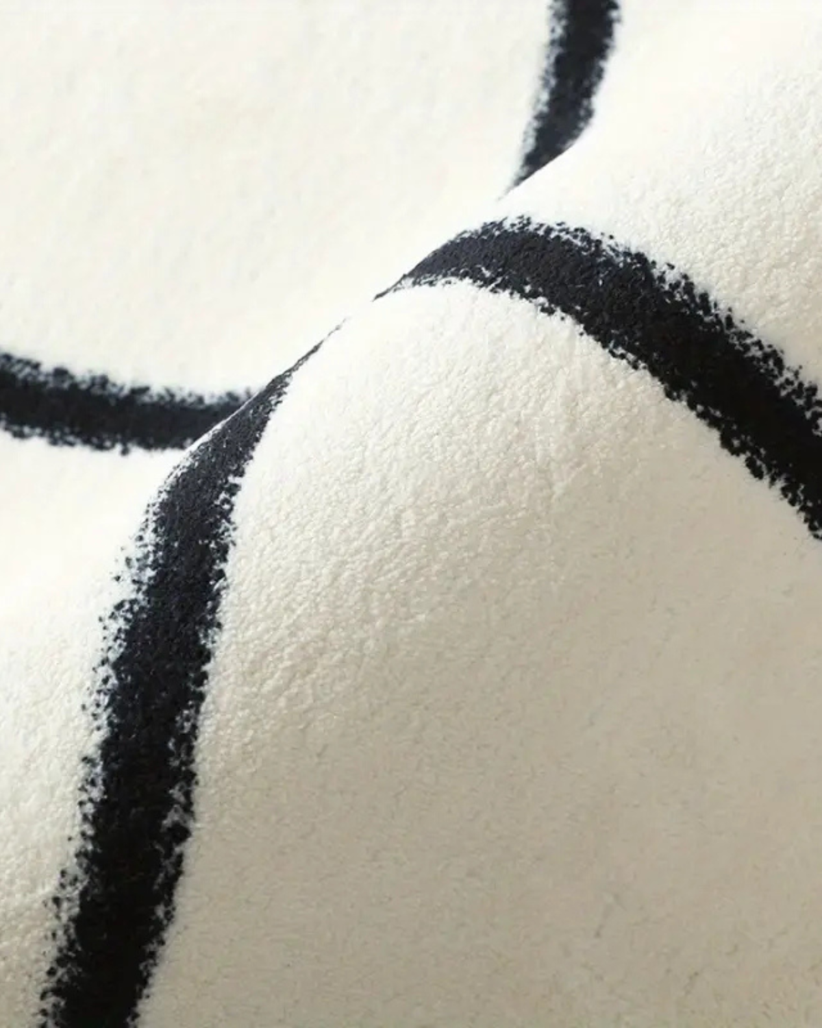 Épure Noir Rug