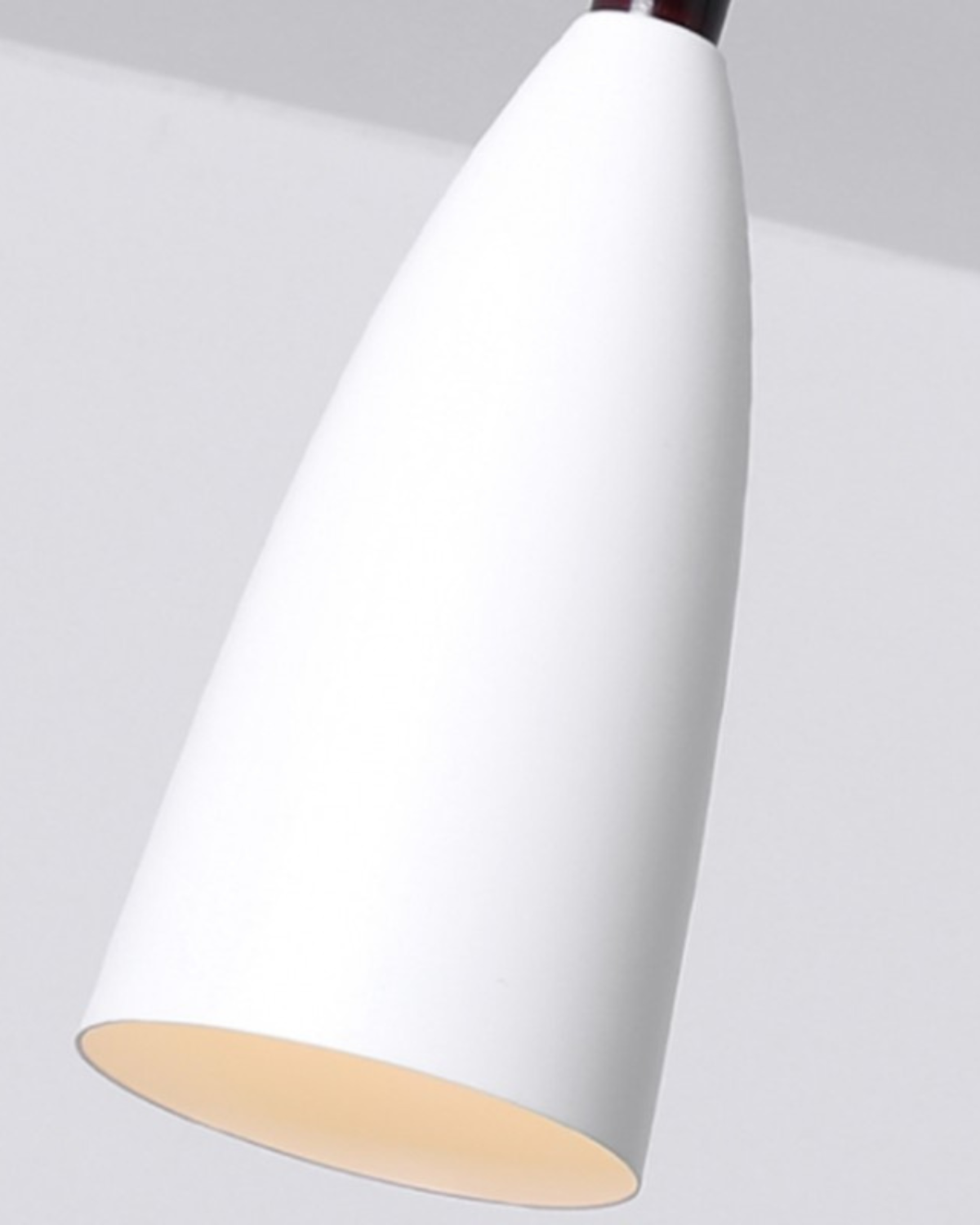 #color_white