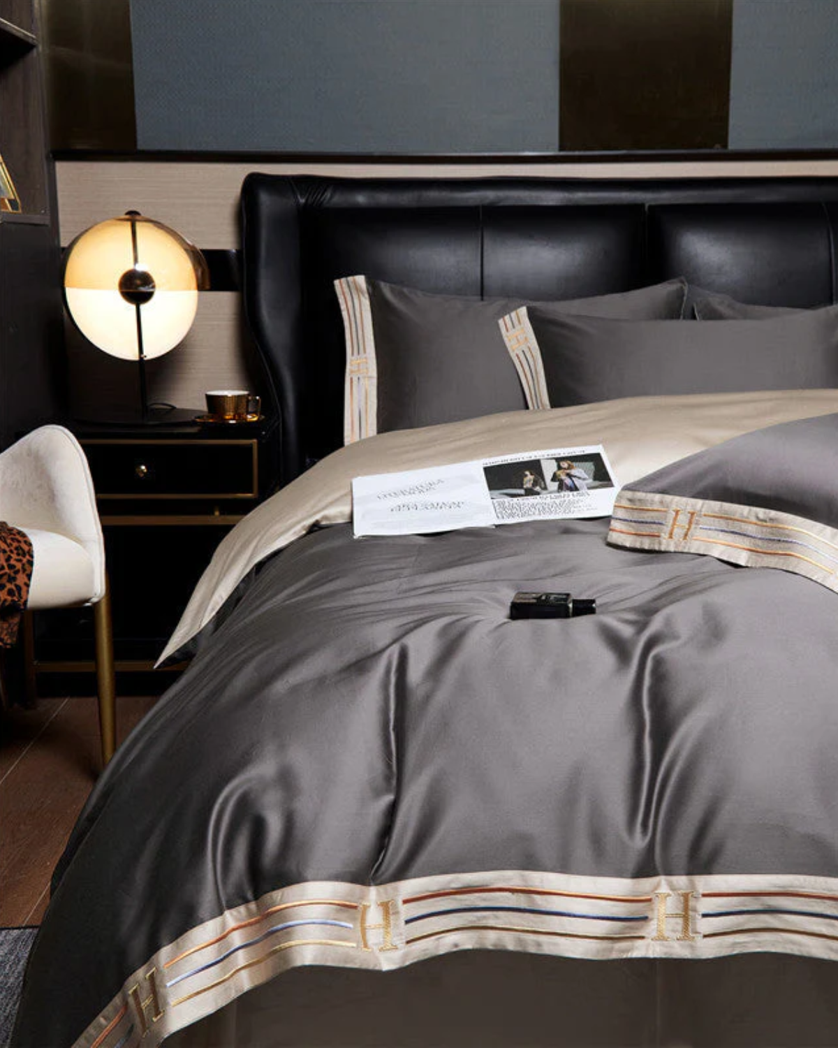 Sérénité Luxe Cotton Satin Bedding Set – 4-Piece