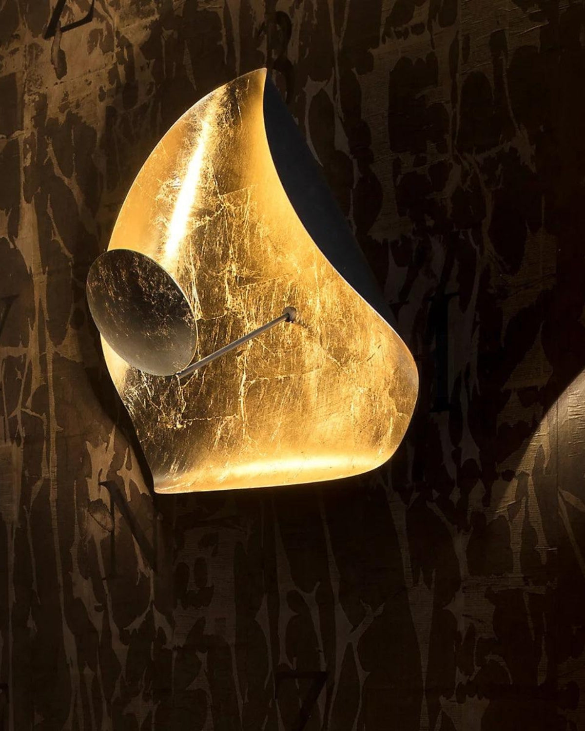 #color_black-gold