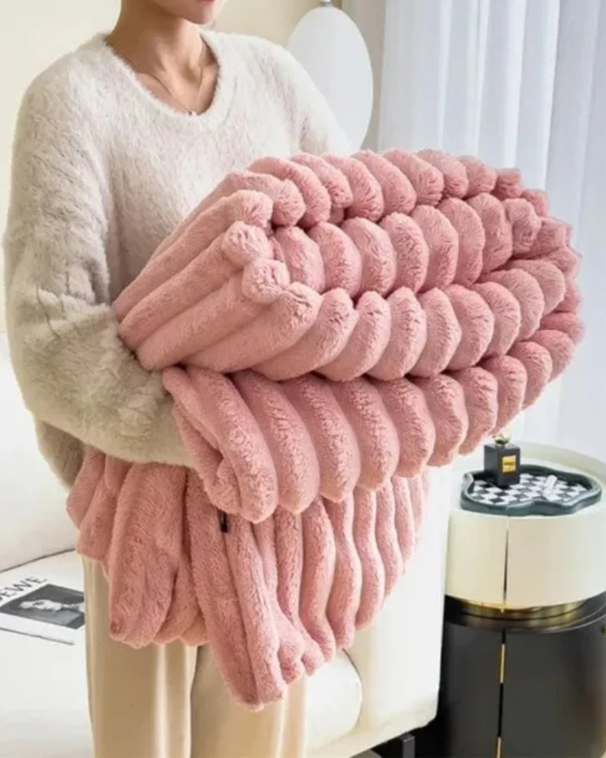 Chic Plush Warm Blanket