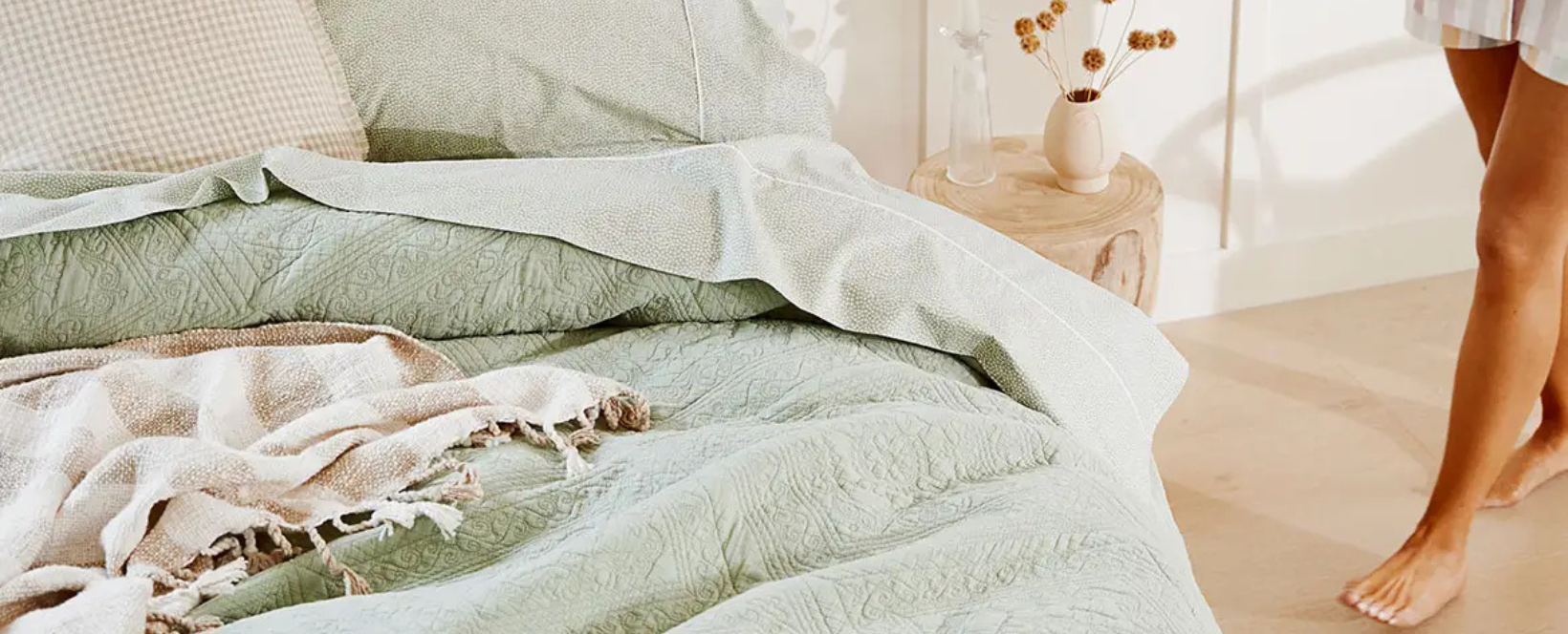Tizonaa Bedding